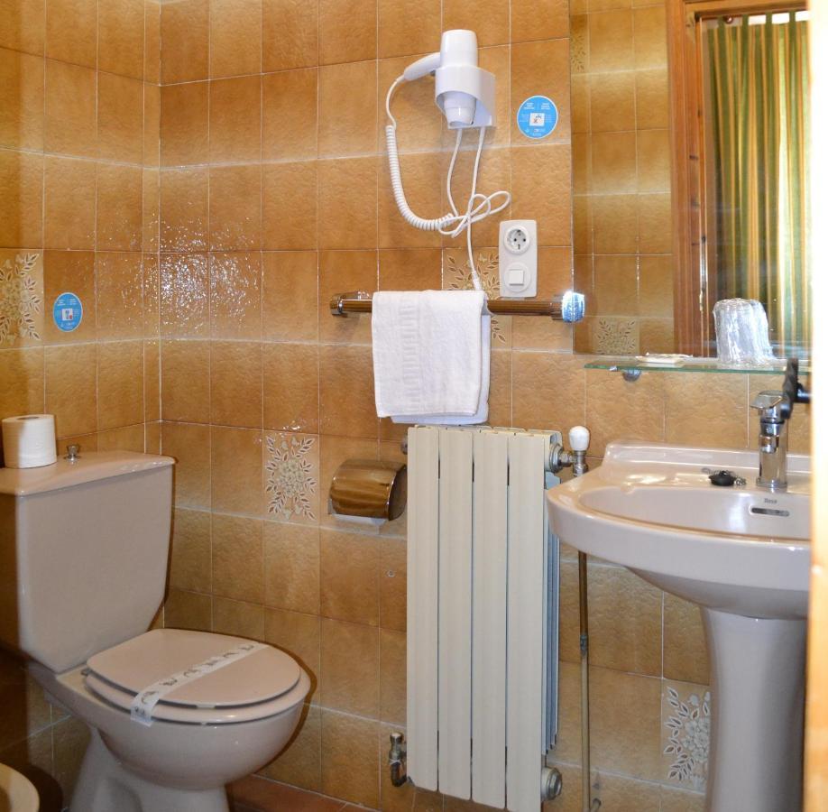 Hostal Aribel Longinos Cercedilla Dış mekan fotoğraf