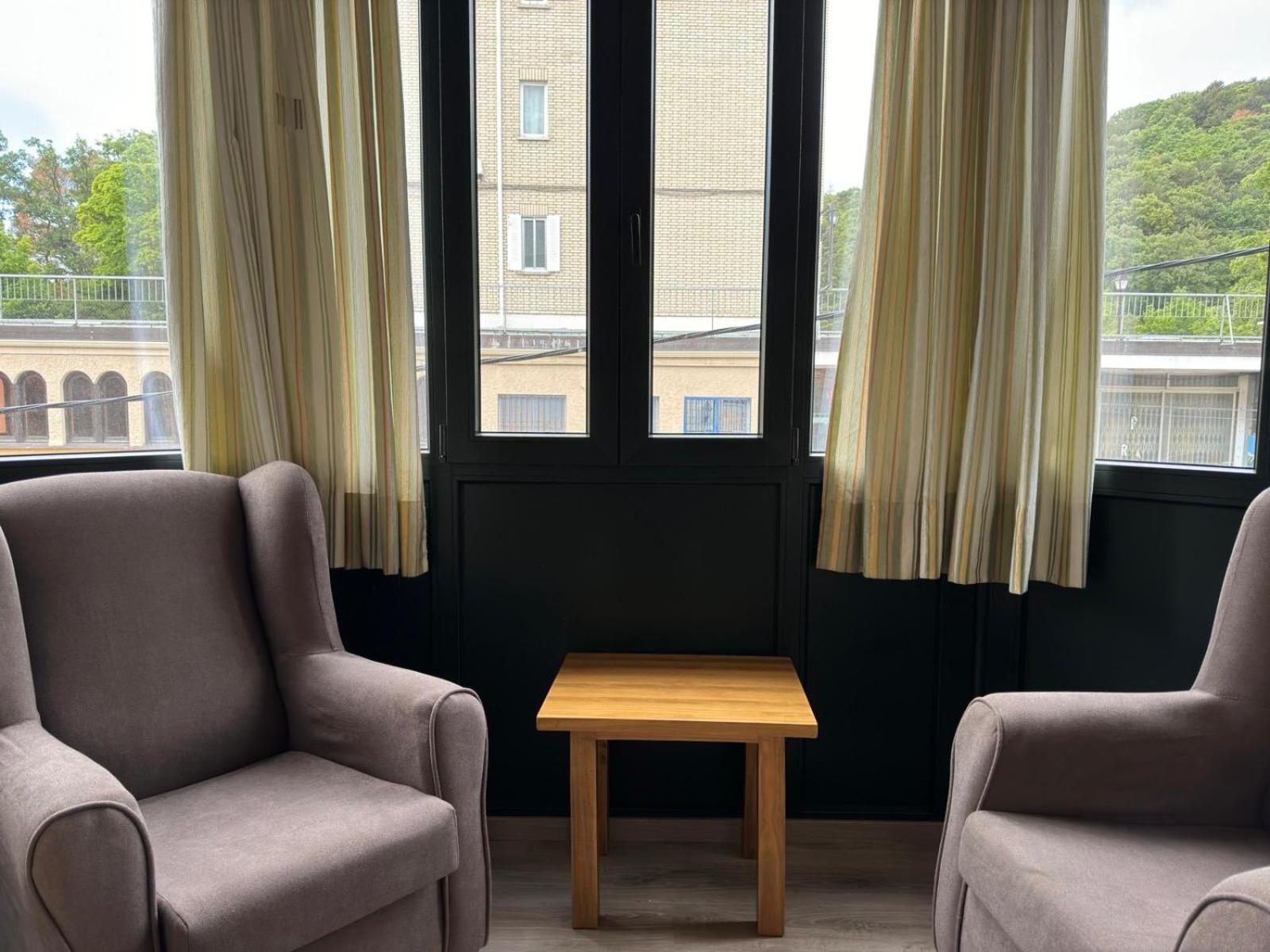 Hostal Aribel Longinos Cercedilla Dış mekan fotoğraf