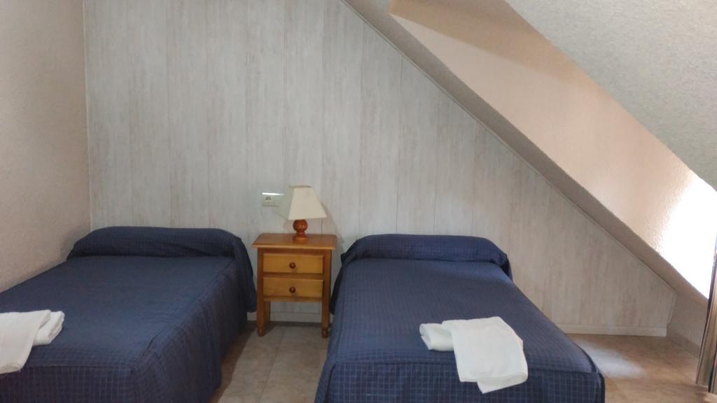 Hostal Aribel Longinos Otel Cercedilla Dış mekan fotoğraf